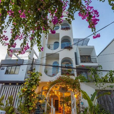 Nest House Homestay 다낭 외부 사진